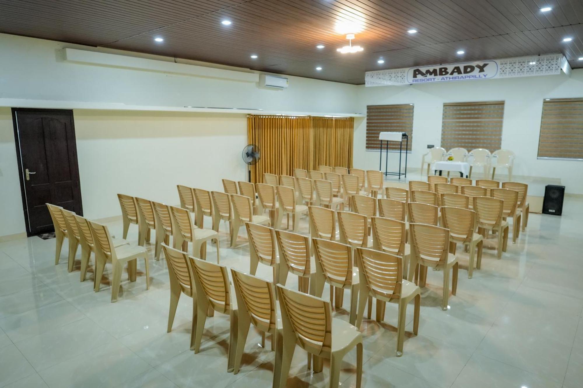 Athirappilly Ambady Resort Exterior photo